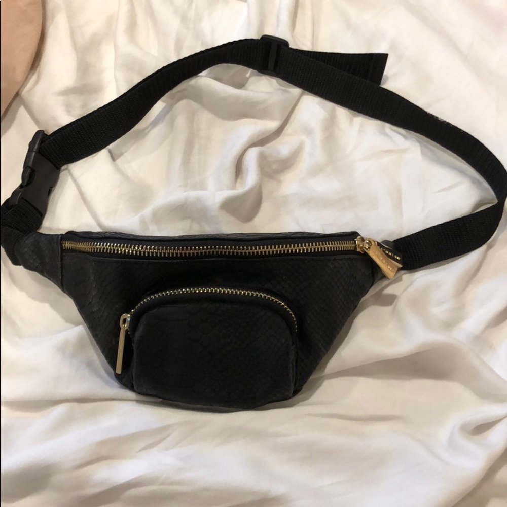 fanny pack